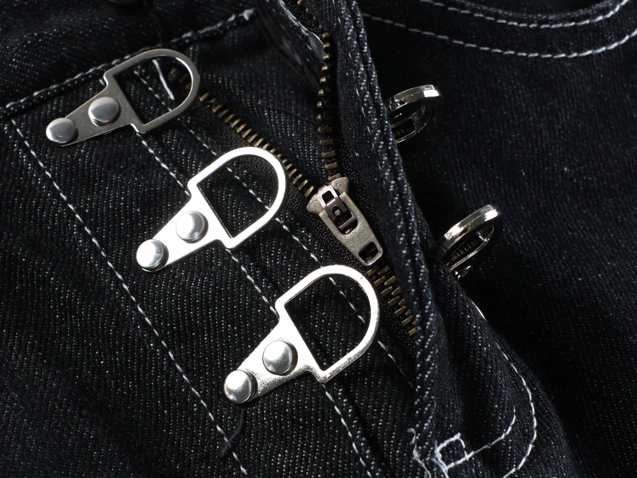 "STO" Wide Leg Denim Shorts